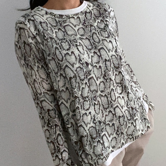 Franklin and Daysi Snake Print Layered Longsleeve Sweater - Picture 13 of 13